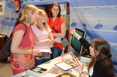 Dédicace de Catherine Boullery au Salon du livre de Sartrouville 2014